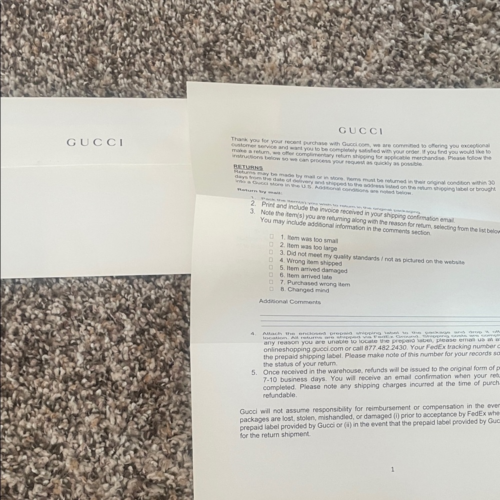 Gucci Light Beige Belt with Gold GG Buckle - Picture 5 of 5